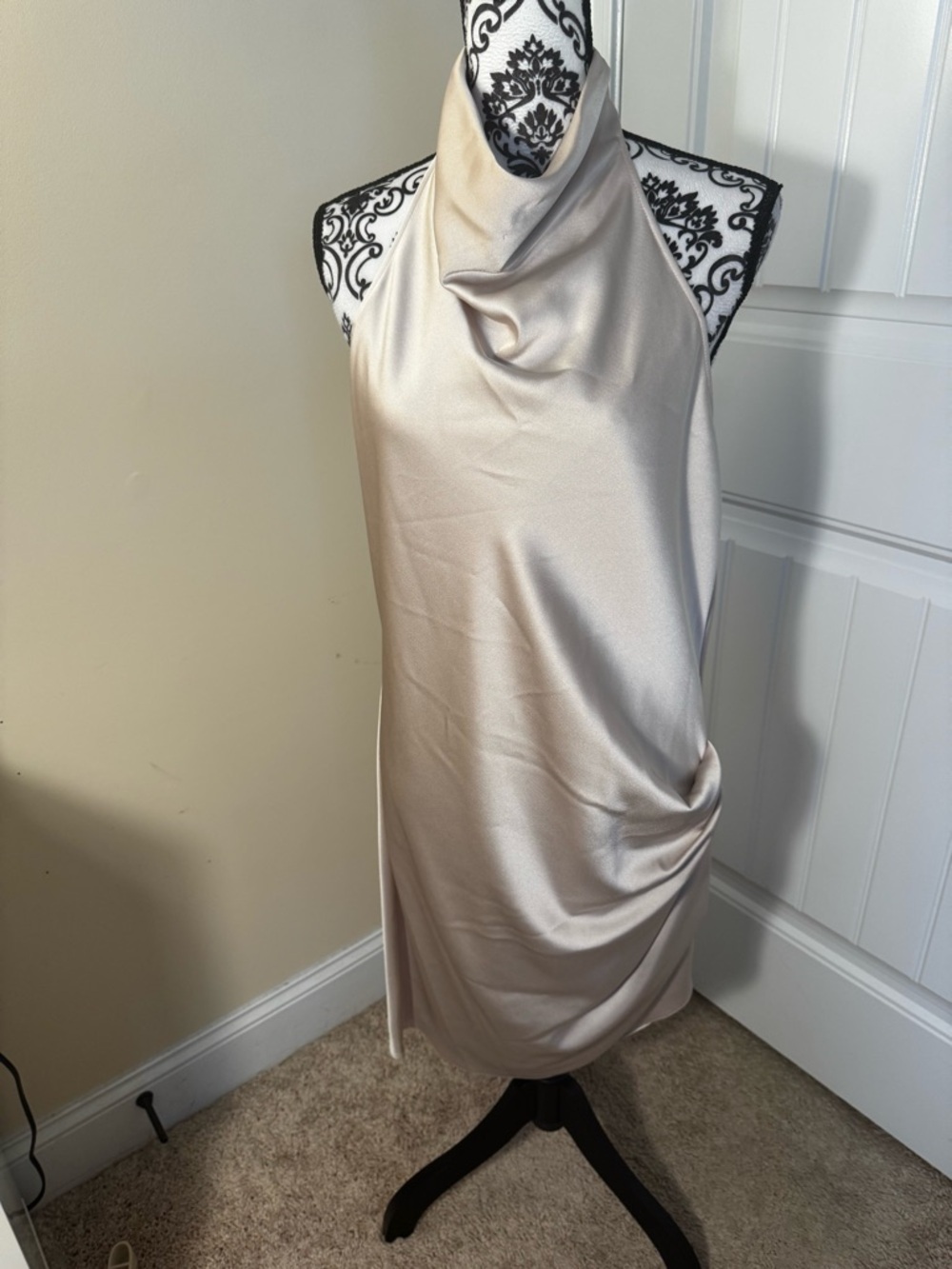 Gianni Gino Peyton Ruched Satin Open Back Halter Neck Mini Dress ~ Champagne NWT